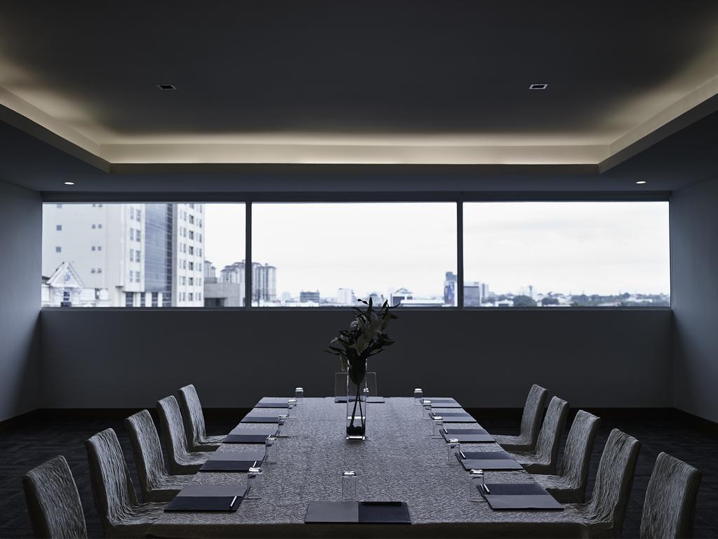 Pullman Kuching Hotel Exterior foto Boardroom