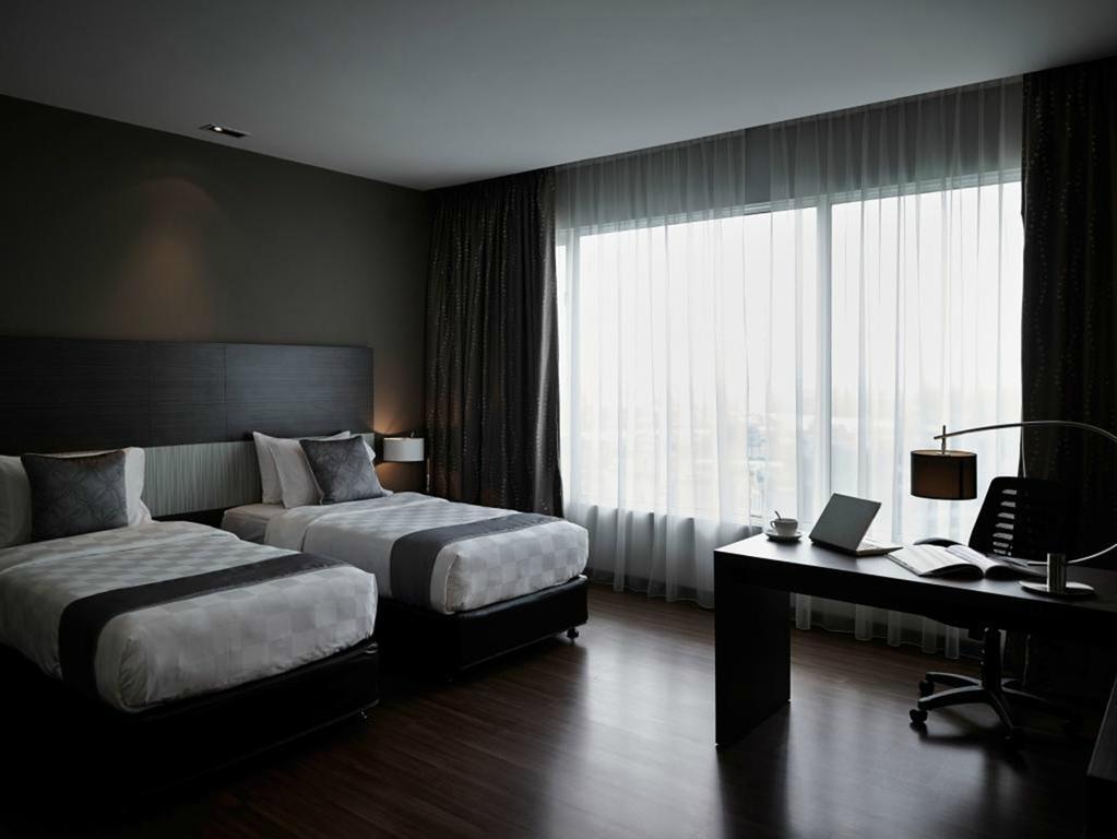 Pullman Kuching Hotel Exterior foto Deluxe Room